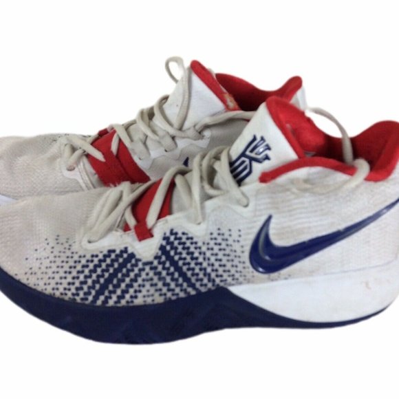 nike kyrie irving flytrap